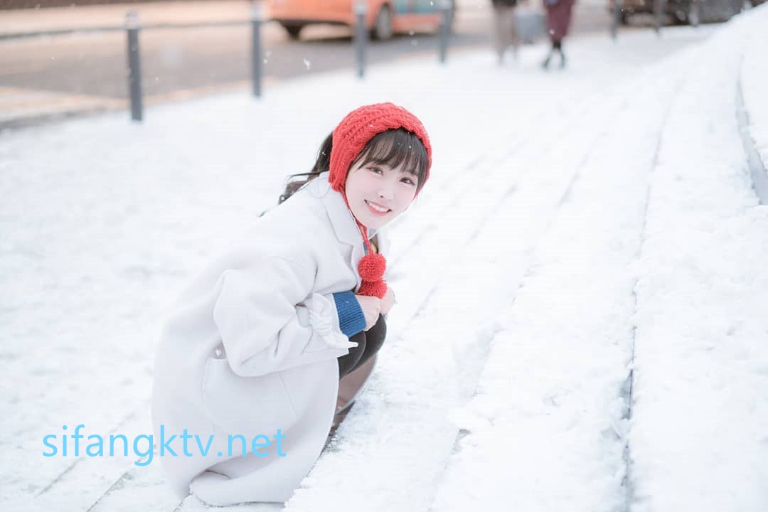 校服